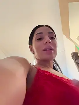 Snapshot of VickyM99 chatting on 11-11-25, 07:47 VickyM99 online show from 11-11-25, 07:47