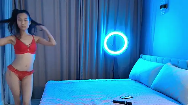 lihnpham online show from 11-18-25, 07:17