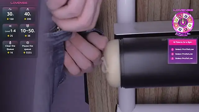 Snapshot of fuck24_7 chatting on 11-04-25, 03:54 fuck24 7 online show from 11-04-25, 03:54