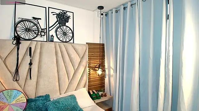 KimberlyFox t online show from 04-14-26, 12:32