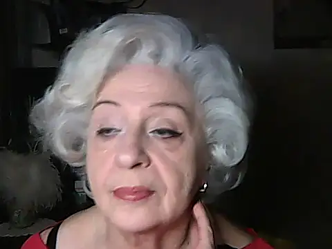 ValeriaKroww online show from 12-20-25, 06:11