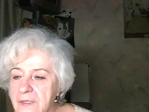 Snapshot of ValeriaKroww chatting on 11-05-25, 04:43 ValeriaKroww online show from 11-05-25, 04:43