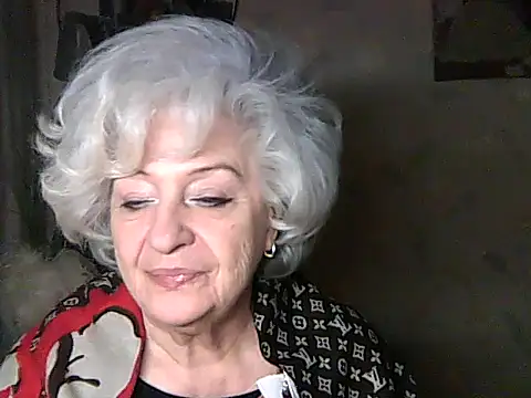 ValeriaKroww online show from 12-15-25, 06:25