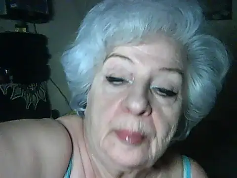 ValeriaKroww online show from 08-06-26, 05:41