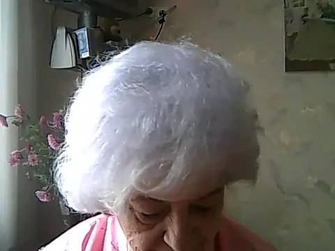 ValeriaKroww online show from 11-12-25, 08:07