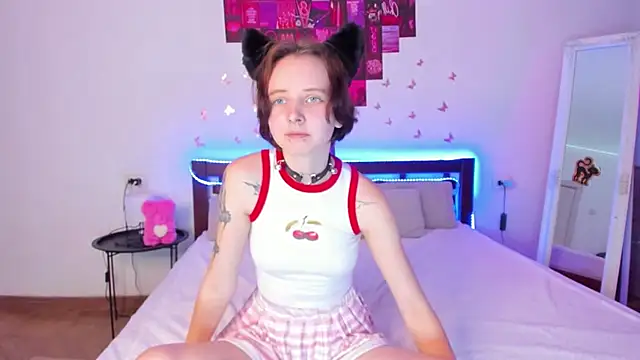 Snapshot of OliviaFlex chatting on 11-06-25, 09:35 OliviaFlex online show from 11-06-25, 09:35