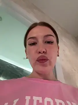 MelissaPinkiss online show from 04-14-26, 02:33