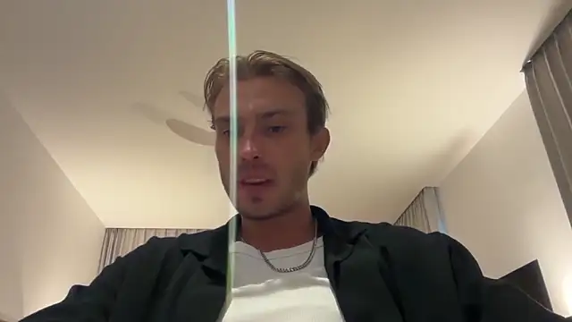 Snapshot of DanteRay chatting on 06-06-26, 04:50 DanteRay online show from 06-06-26, 04:50
