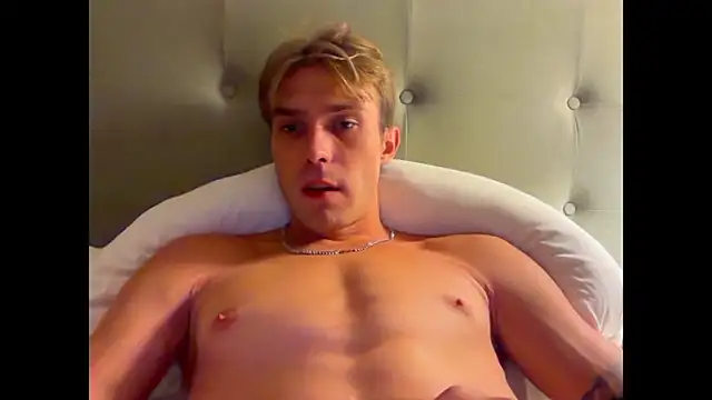 Snapshot of DanteRay chatting on 05-11-26, 05:32 DanteRay online show from 05-11-26, 05:32