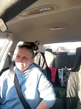 biggdaddyandqueenn online show from 12-22-25, 07:36