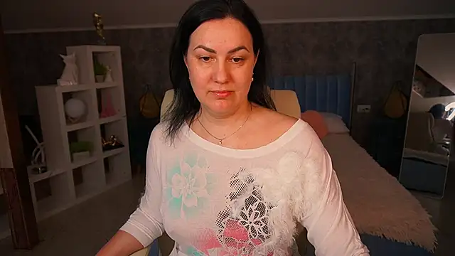 Snapshot of VelvetLuck chatting on 04-23-26, 12:22 VelvetLuck online show from 04-23-26, 12:22