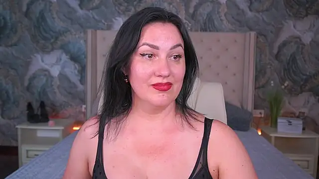 VelvetLuck online show from 06-19-26, 01:11