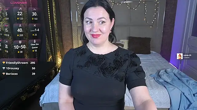 Snapshot of VelvetLuck chatting on 05-23-26, 01:37 VelvetLuck online show from 05-23-26, 01:37