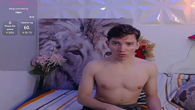 Snapshot of Oliver_paris chatting on 11-15-25, 05:00 Oliver paris online show from 11-15-25, 05:00