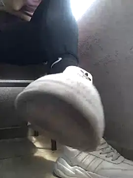 Xeena  online show from 11-14-25, 05:27