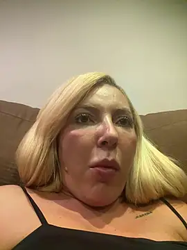 melisboa online show from 07-29-26, 02:55