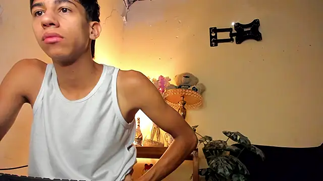 lucian davii online show from 12-05-25, 02:37