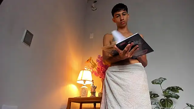 lucian davii online show from 04-08-26, 02:18