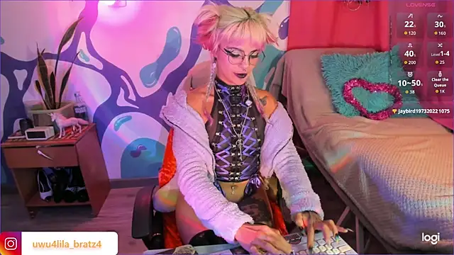 Lila bratzz online show from 07-25-26, 01:46