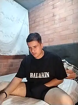 Snapshot of halibisex chatting on 11-18-25, 01:10 halibisex online show from 11-18-25, 01:10