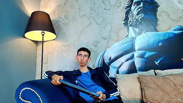 ZyroNight online show from 12-03-25, 07:13