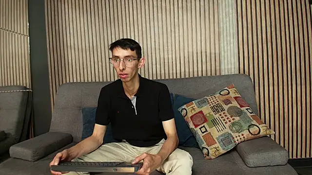 ZyroNight online show from 11-13-25, 11:30