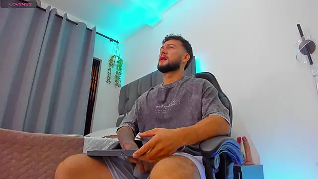 noah corvelle online show from 02-03-26, 01:05