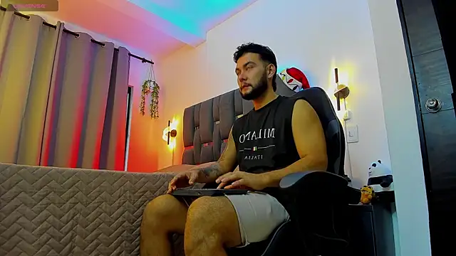 noah corvelle online show from 12-19-25, 11:23