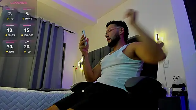 noah corvelle online show from 11-21-25, 04:11