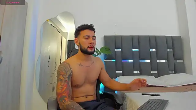 noah corvelle online show from 03-07-26, 01:45