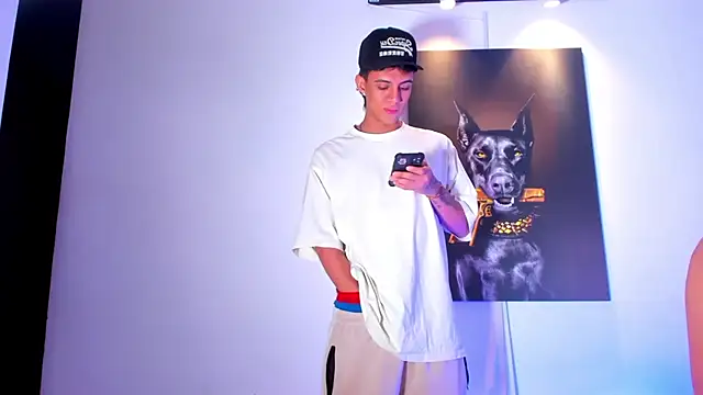 stiven 24cm online show from 11-06-25, 04:16