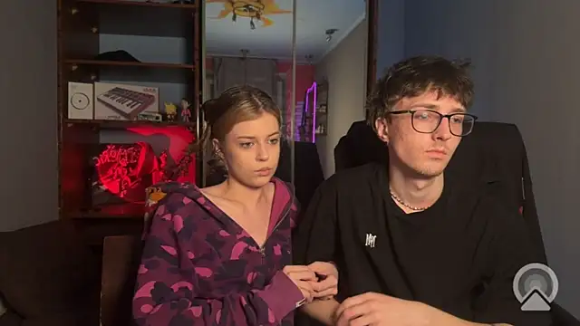 t files x online show from 04-04-26, 11:00