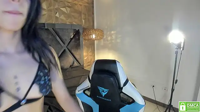 Kiara velvet   online show from 04-08-26, 04:36