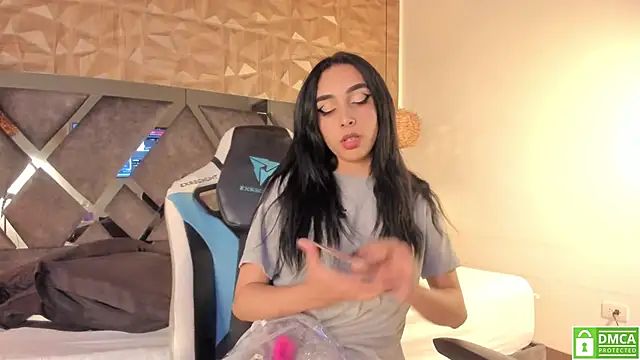 Kiara velvet   online show from 04-09-26, 04:25