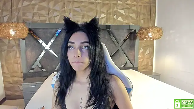 Kiara velvet   online show from 04-10-26, 06:42