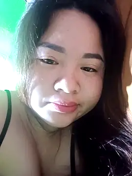 Bee-bgolden online show from 12-14-25, 11:43