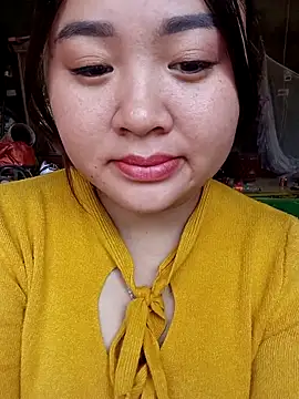 Bee-bgolden online show from 11-30-25, 03:29