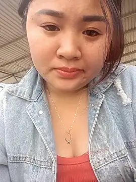 Bee-bgolden online show from 12-01-25, 05:41