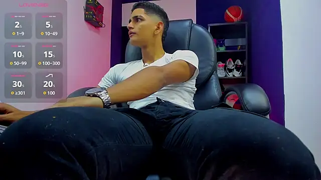 Alex king27 online show from 02-07-26, 01:57