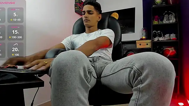 Alex king27 online show from 07-16-26, 12:40