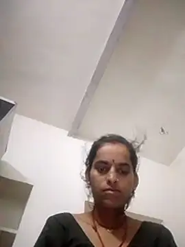 Asha hot2 online show from 05-26-26, 10:41