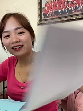 Snapshot of Bana-gibee chatting on 04-29-26, 03:32 Bana-gibee online show from 04-29-26, 03:32