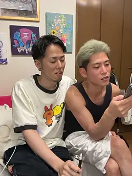 Snapshot of ippei0001 chatting on 04-29-26, 01:26 ippei0001 online show from 04-29-26, 01:26