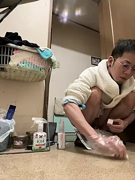 Snapshot of ippei0001 chatting on 03-02-26, 03:41 ippei0001 online show from 03-02-26, 03:41