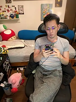 ippei0001 online show from 11-09-25, 01:15