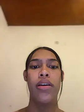 miapasitaa online show from 12-22-25, 07:58