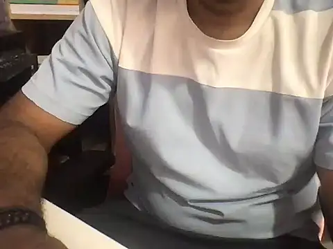 KingCobra 07 online show from 05-06-26, 03:10
