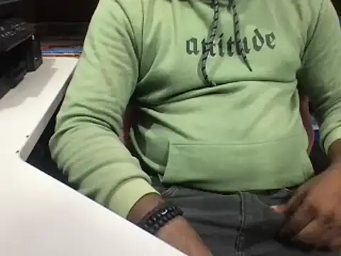 KingCobra 07 online show from 04-10-26, 03:08