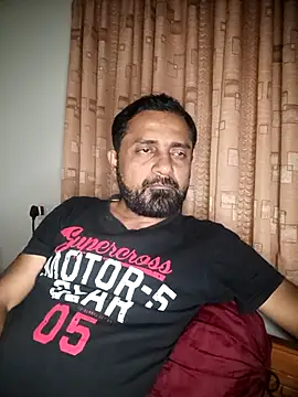 RubyEntity online show from 12-18-25, 06:12