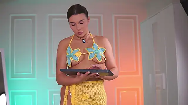 KarinaKokhana online show from 12-05-25, 09:41